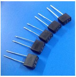 48方形保險絲介紹：SMT 8.4×4.0×7.7